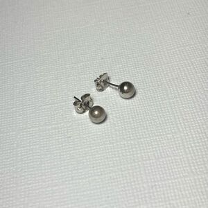 Vintage Silver Tone Ball Stud Earrings